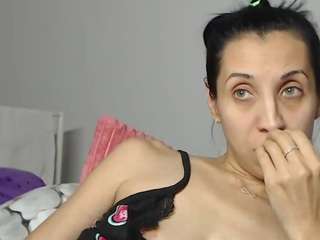 sweetmiky Live Webcam on CamSoda