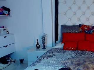 anielli69hot webcam