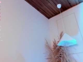 le modèle arianne-ferrer est en webcam porno dans un show sur le site camsoda, il possède les tags suivants: anal,oil,lovense,lush,naked,natural,no smoking,normal,pussy,ass,shaved-pussy,squirter,tattoos,teen-18,toys,wet,young-adult,lingerie,fuck machine,fetish