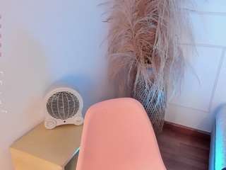 arianne-ferrer live cam profile