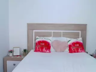 AylinRoss's Live Sex Cam Show