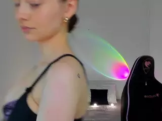 Ellie's Live Sex Cam Show