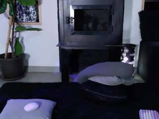 manuvelez Live Webcam on CamSoda