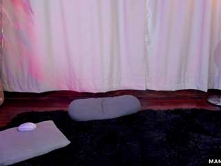 Live webcam model manuvelez on Soda Cams