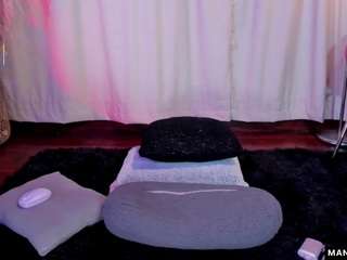 manuvelez Live Webcam on CamSoda