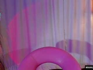 Manuvelez's cam show statistics and live stream