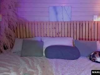 Manuvelez's live stream