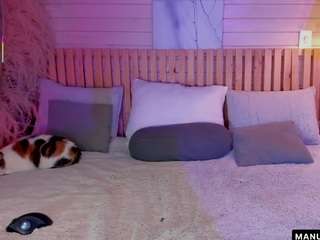 manuvelez's live room