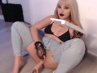 manuvelez's Live Sex Cam Show