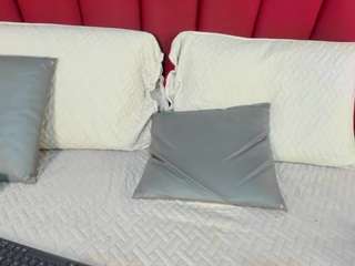 ladyluminary Live Webcam on CamSoda