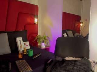 ladyluminary webcam model