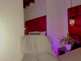 ladyluminary Live Webcam on CamSoda