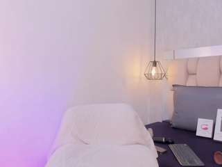 ladyluminary live webcam show