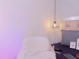 ladyluminary live webcam show