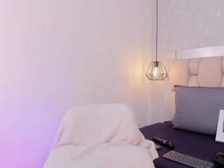 ladyluminary live webcam show