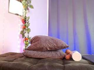  liccy-hall chat room