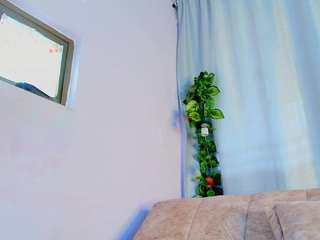 liccy-hall's CamSoda show and profile