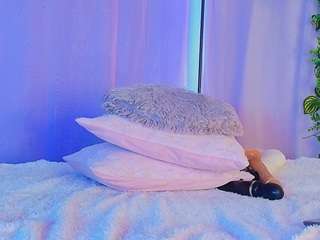 liccy hall live webcam show