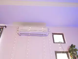 liccy-hall's Live Sex Cam Show