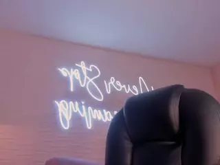 DonnaStonne's Live Sex Cam Show