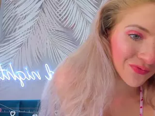 EmillyHart's Live Sex Cam Show