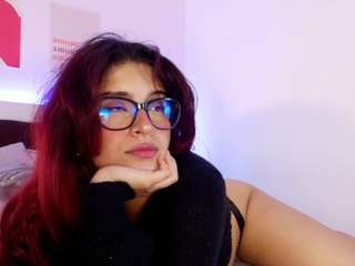 Este modelo está ao vivo agora. lilith-savett