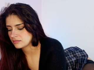 LILITH SAVETT live webcam show