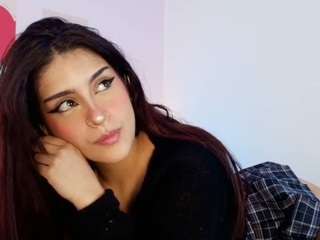 LILITH SAVETT live webcam show