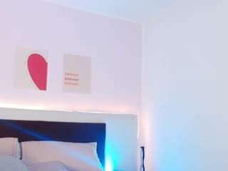 LILITH SAVETT live webcam show