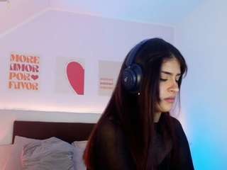 LILITH SAVETT