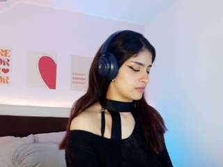 LILITH SAVETT