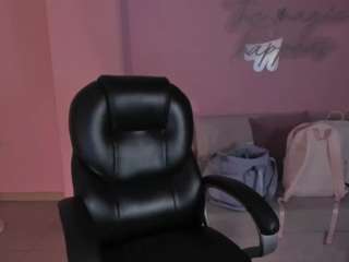 mariannelane's CamSoda show and profile