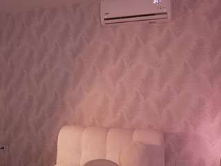 MarianneLane live cam preview