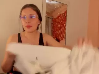 Sweet-candies's Live Sex Cam Show