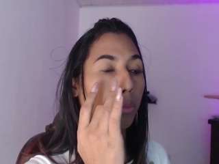 alice-massie1 Live Webcam on CamSoda