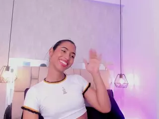 Alice-Massie1's Live Sex Cam Show