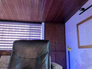 isabellaa-joness Live Webcam on CamSoda