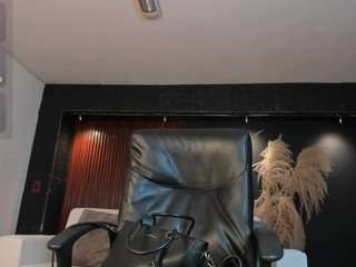  isabellaa-joness chat room