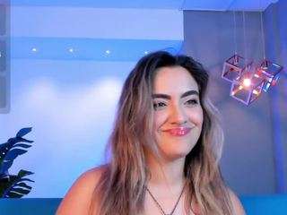 isabellaa-joness