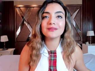 isabellaa-joness's live room