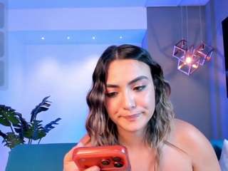 isabellaa-joness