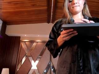 isabellaa-joness