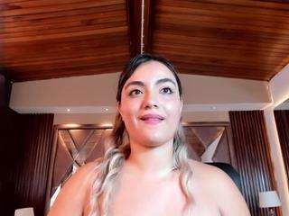 isabellaa-joness