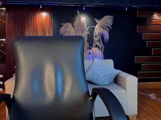 Isabellaa-Joness live webcam show
