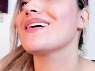 isabellaa-joness