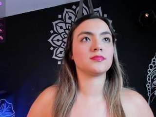 isabellaa-joness