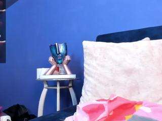Isabellaa-Joness live cam
