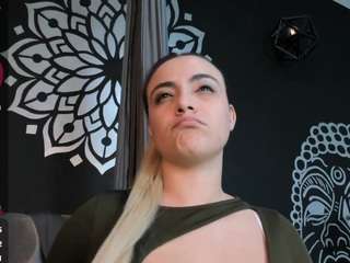 Isabellaa-Joness