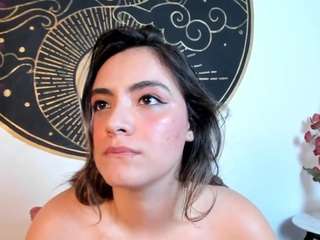 Isabellaa-Joness