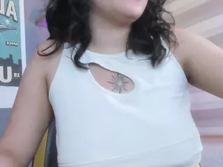Littlelua's Live Sex Cam Show